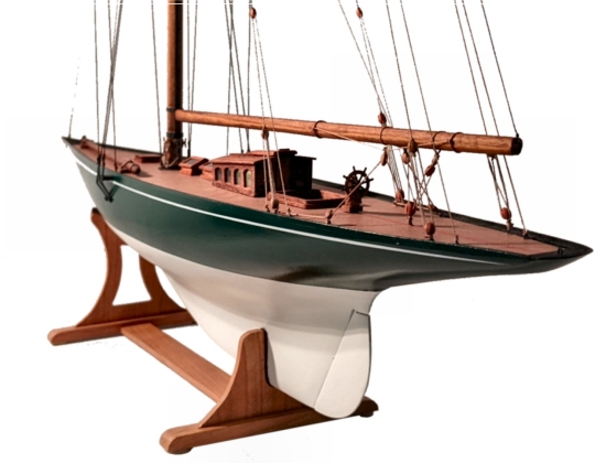 Image of Shamrock V's rigging